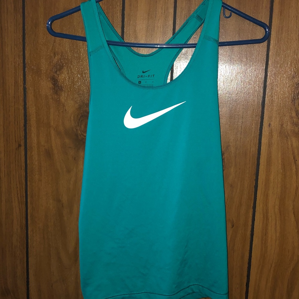 Nike dry-fit tank